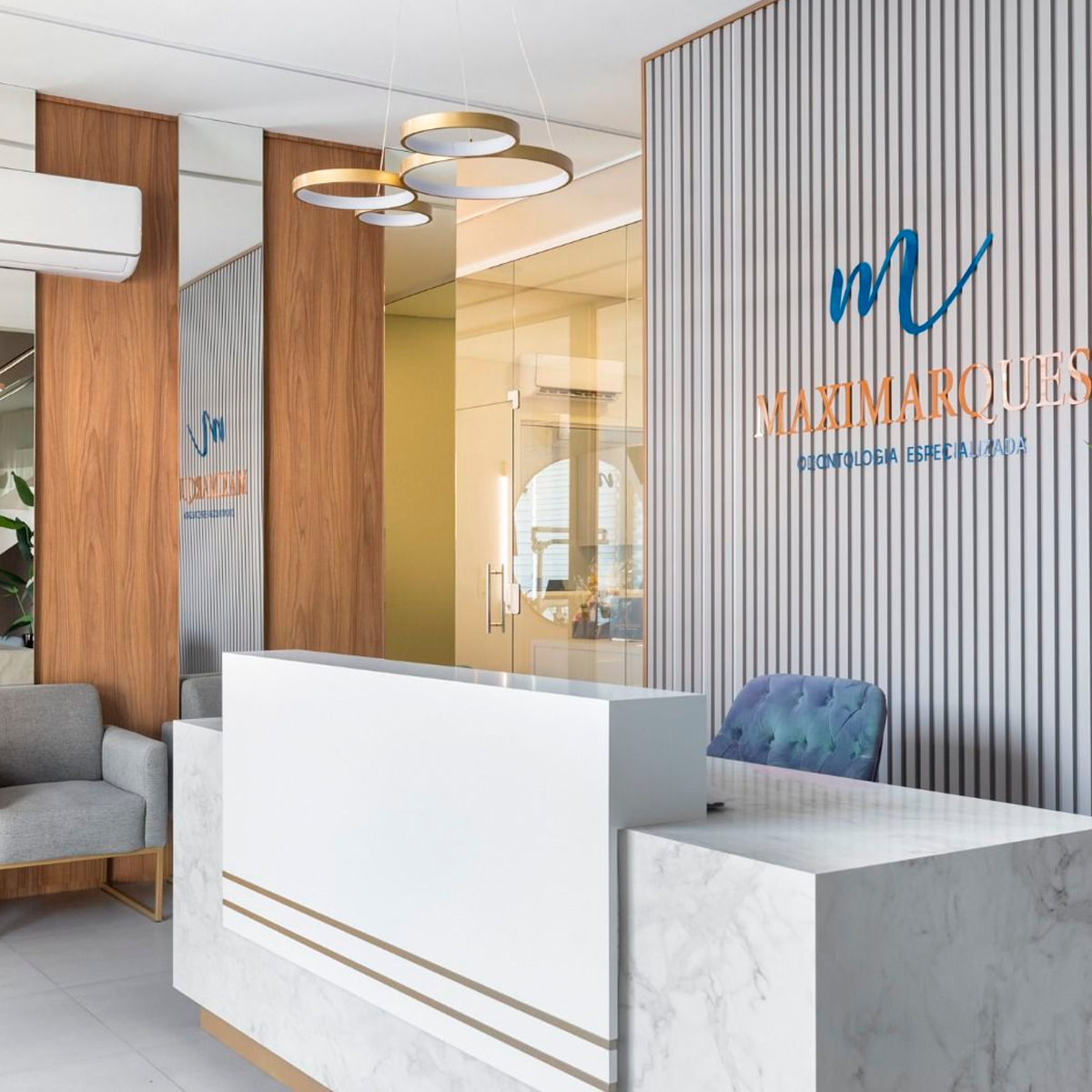 Maximarques Odontologia | Implantes e Dentista em Gaspar 27.